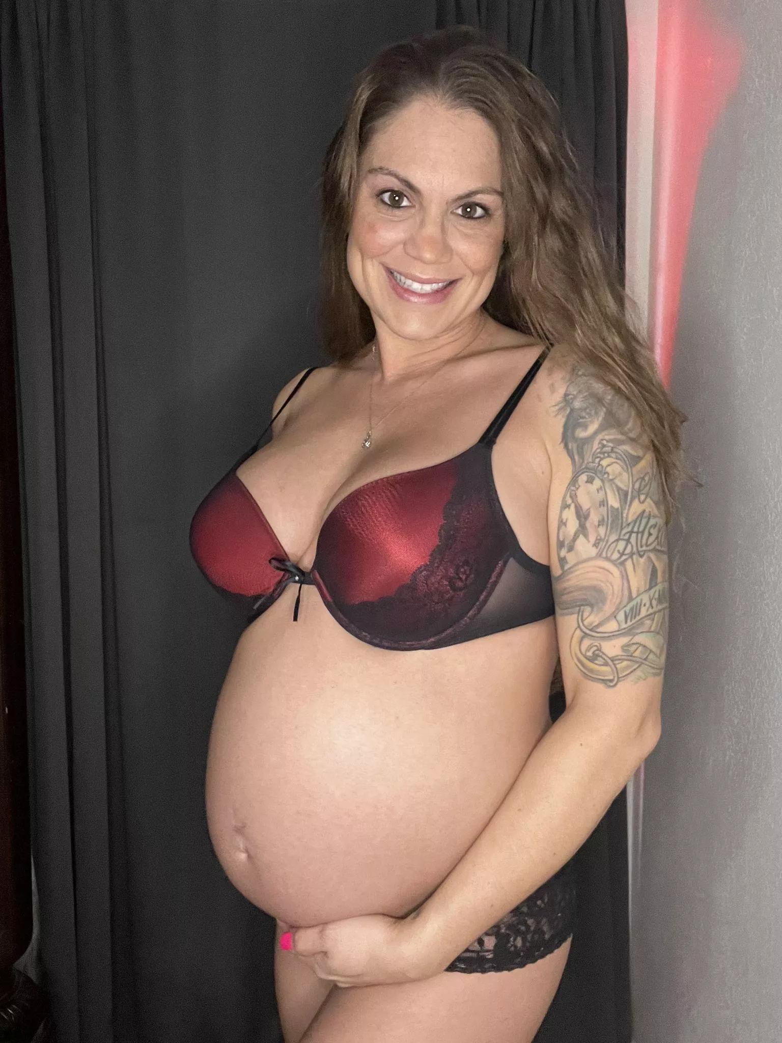 43 y/o mom craving her pussy being eaten