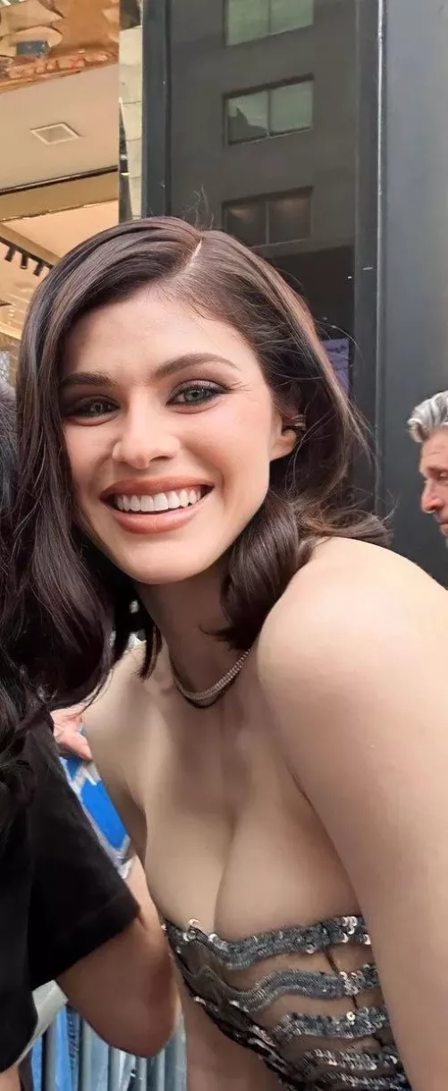 Alexandra Daddario