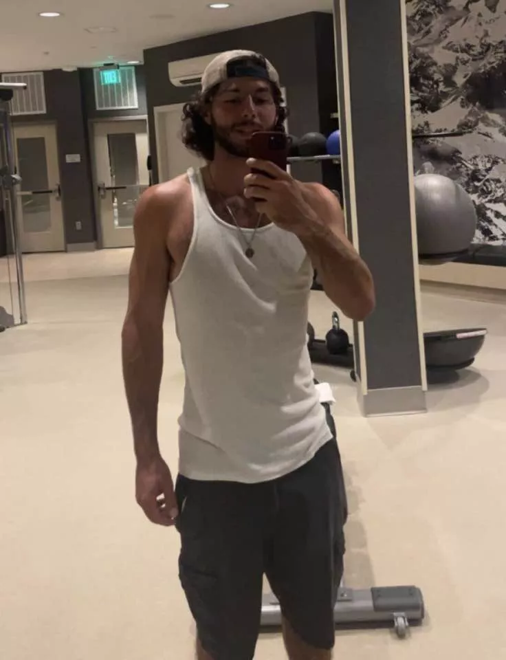 Anyone play Guild Wars 2? Anyone play Guild Wars 2?