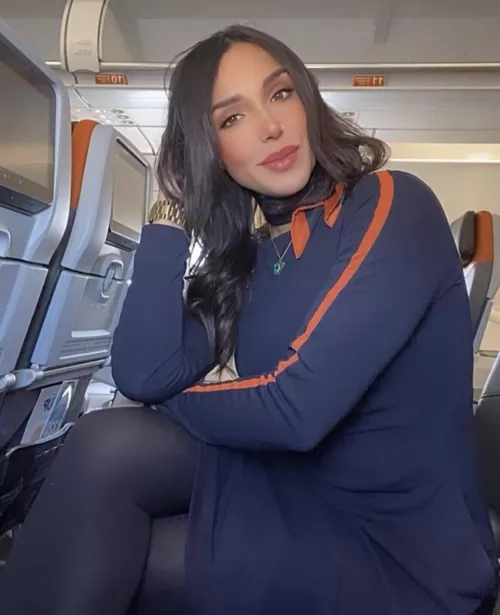 Exit row is briefed 🇨🇺