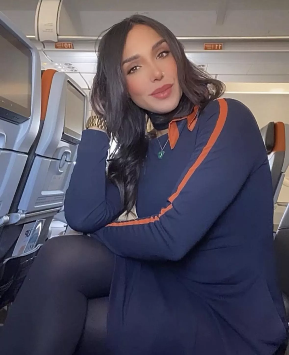 Exit row is briefed 🇨🇺