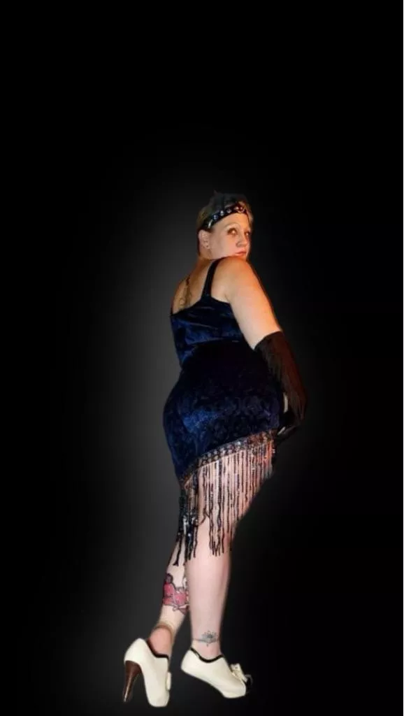 Follow @milkvcakez for more mature fun