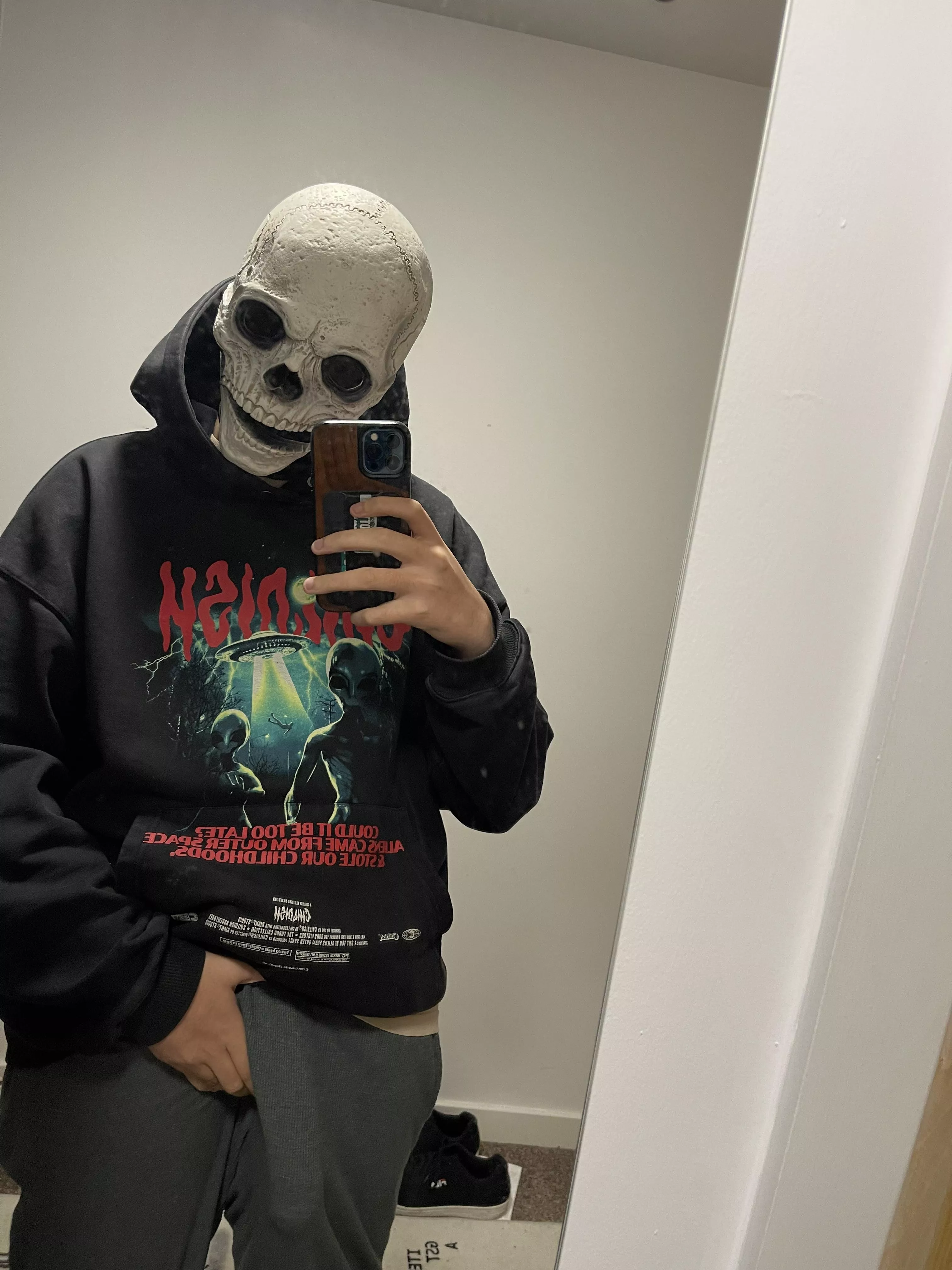 Happy Halloween, enjoy my bone-r