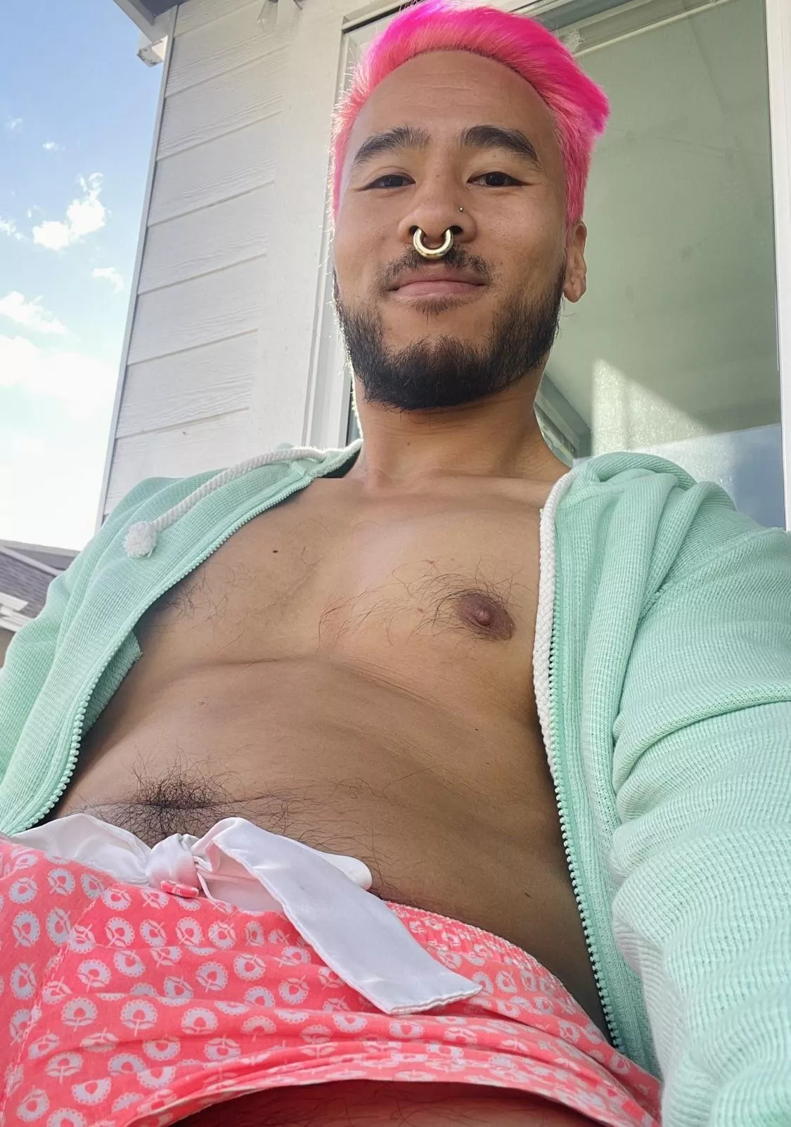 Hey it’s my first ever Selfie Sunday!