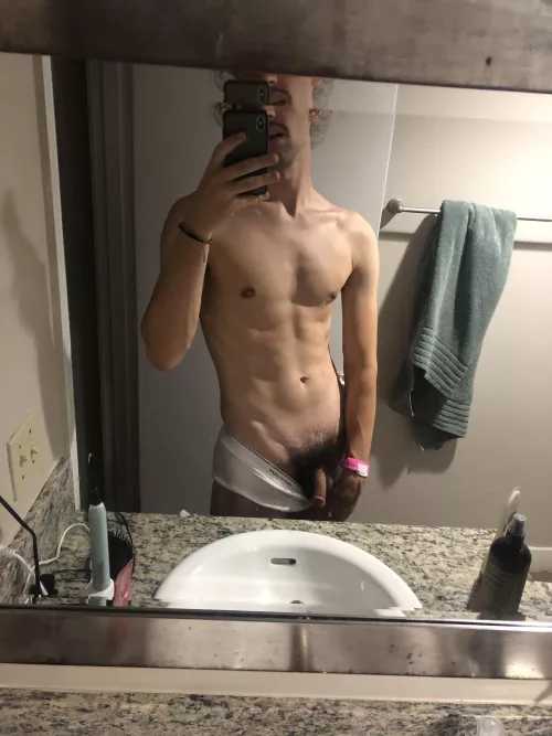 I need a nice top to take care of me today ❤️