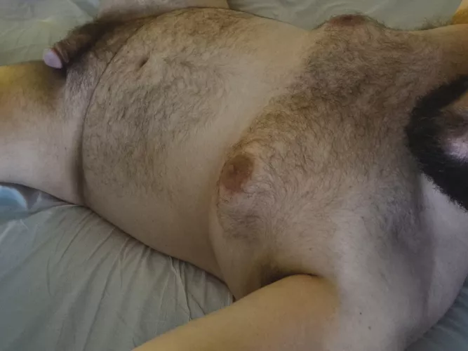 It's just one of those naked and hungover mornings...