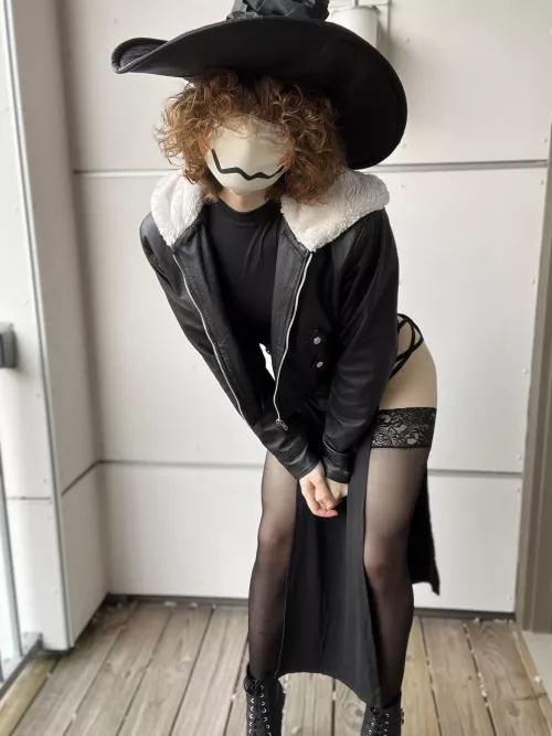 My Halloween Outfit 🎃🧙‍♀️🖤