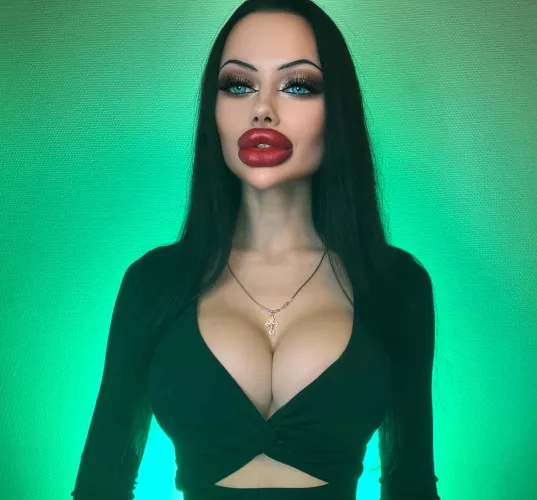 Obsessed with red lipstick