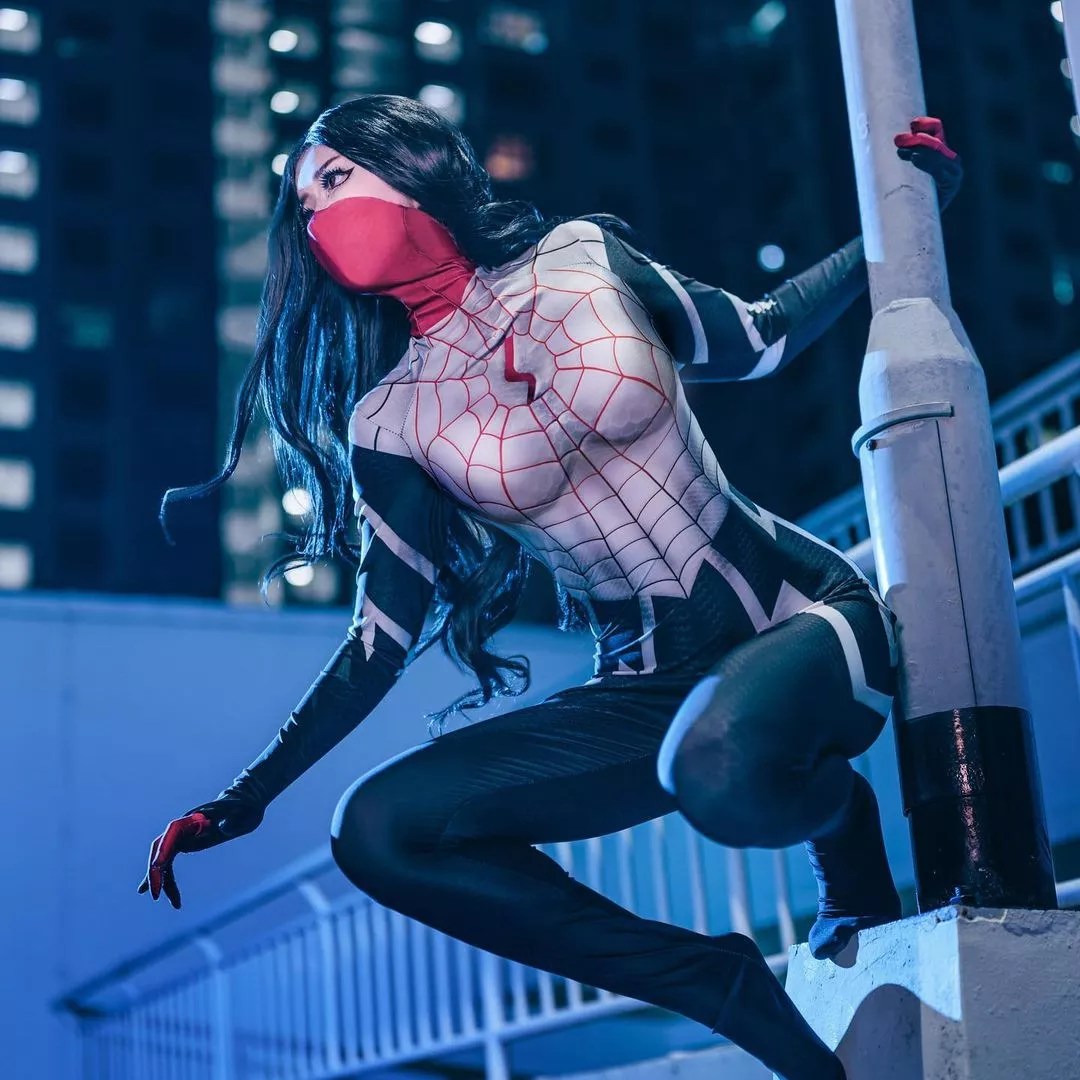 Silk (By riiyuukii_cos)