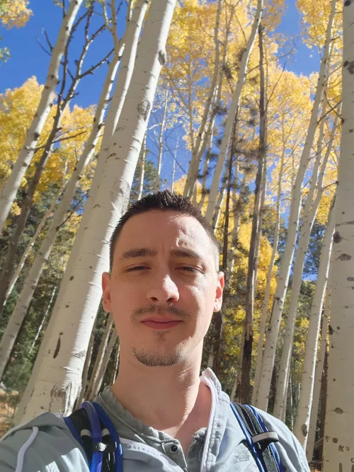 Survival/craft? Add me on steam 68154550