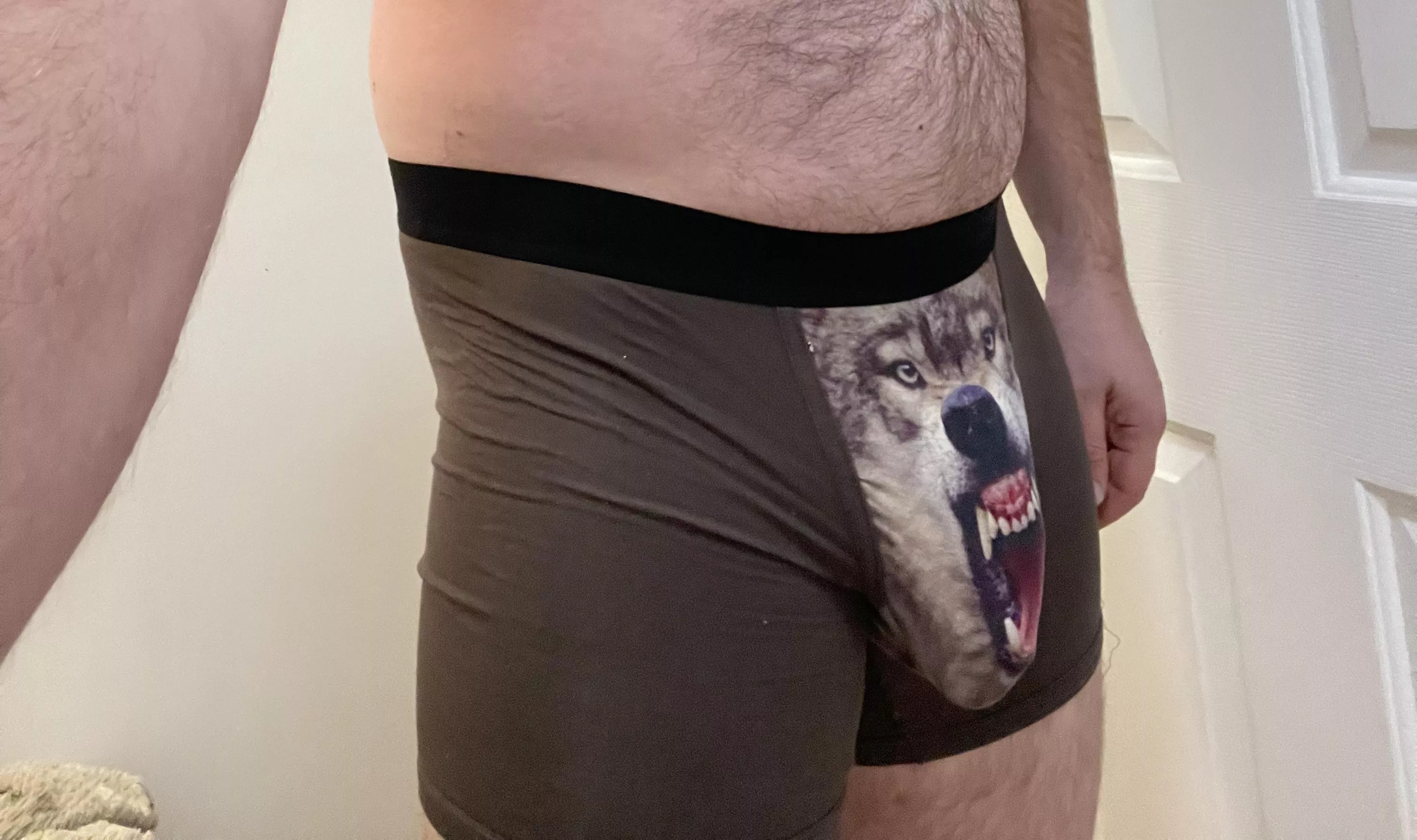 The full moon brings out the wolves 😈