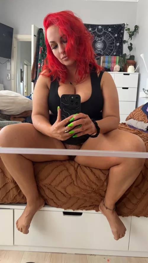 Thiccc thighs saves lives 😋