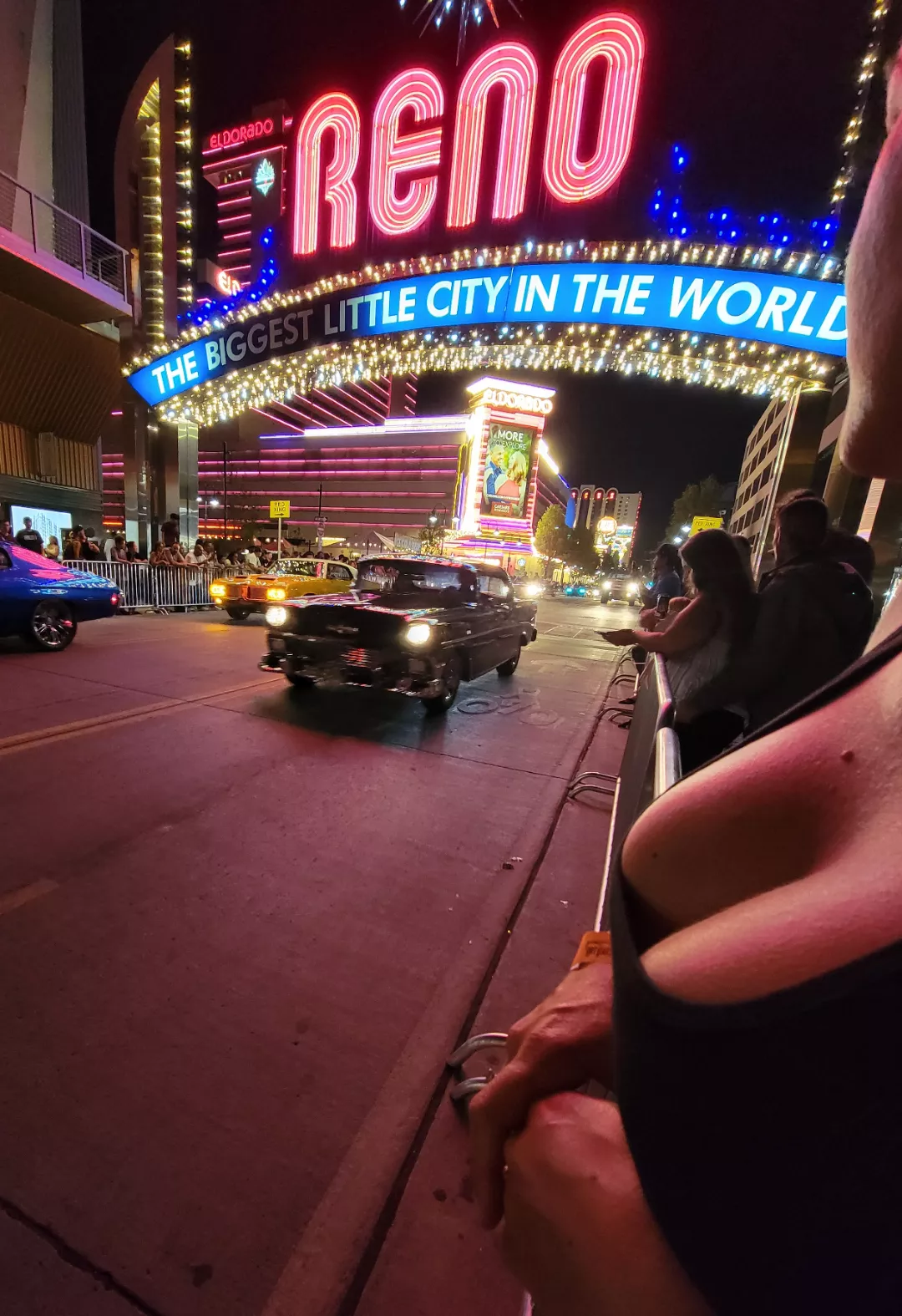 Who else loves hotrods and boobs?