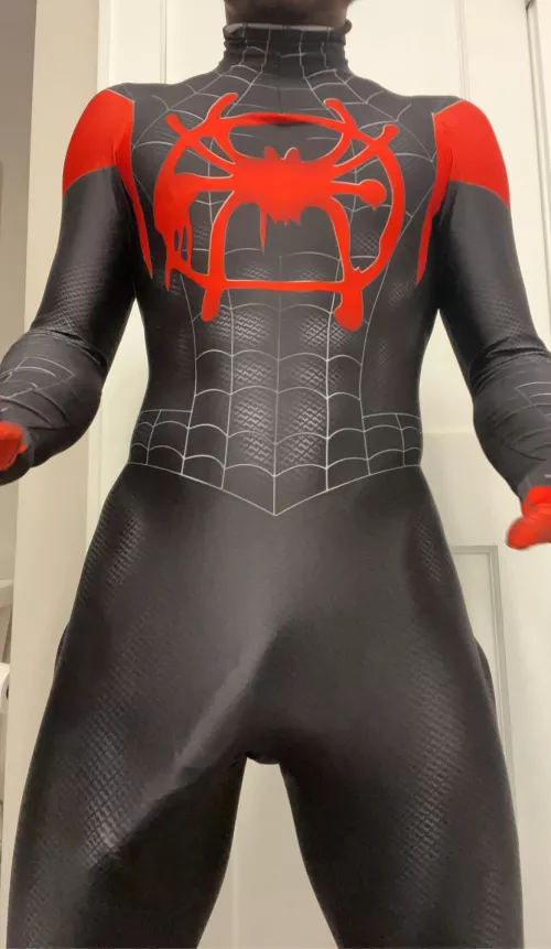 Who likes my costume?