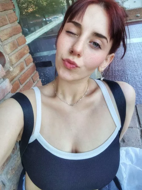 Would you let me kiss you? 😘