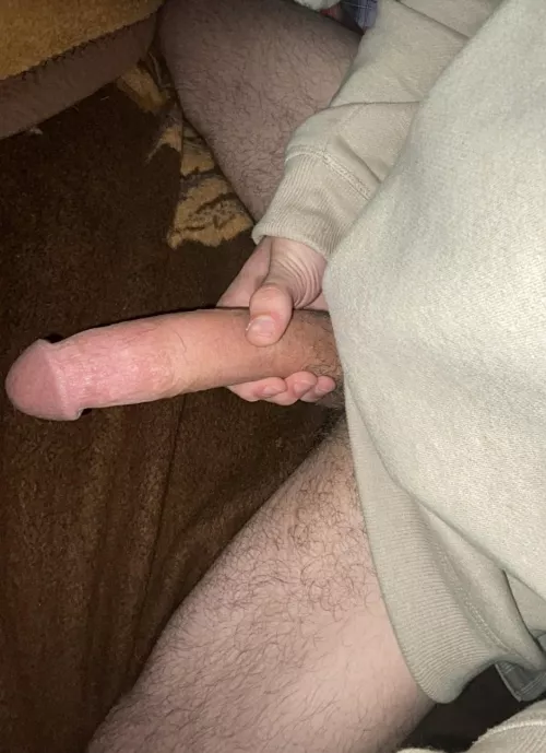 6’0 155lbs does it look big in my hands?