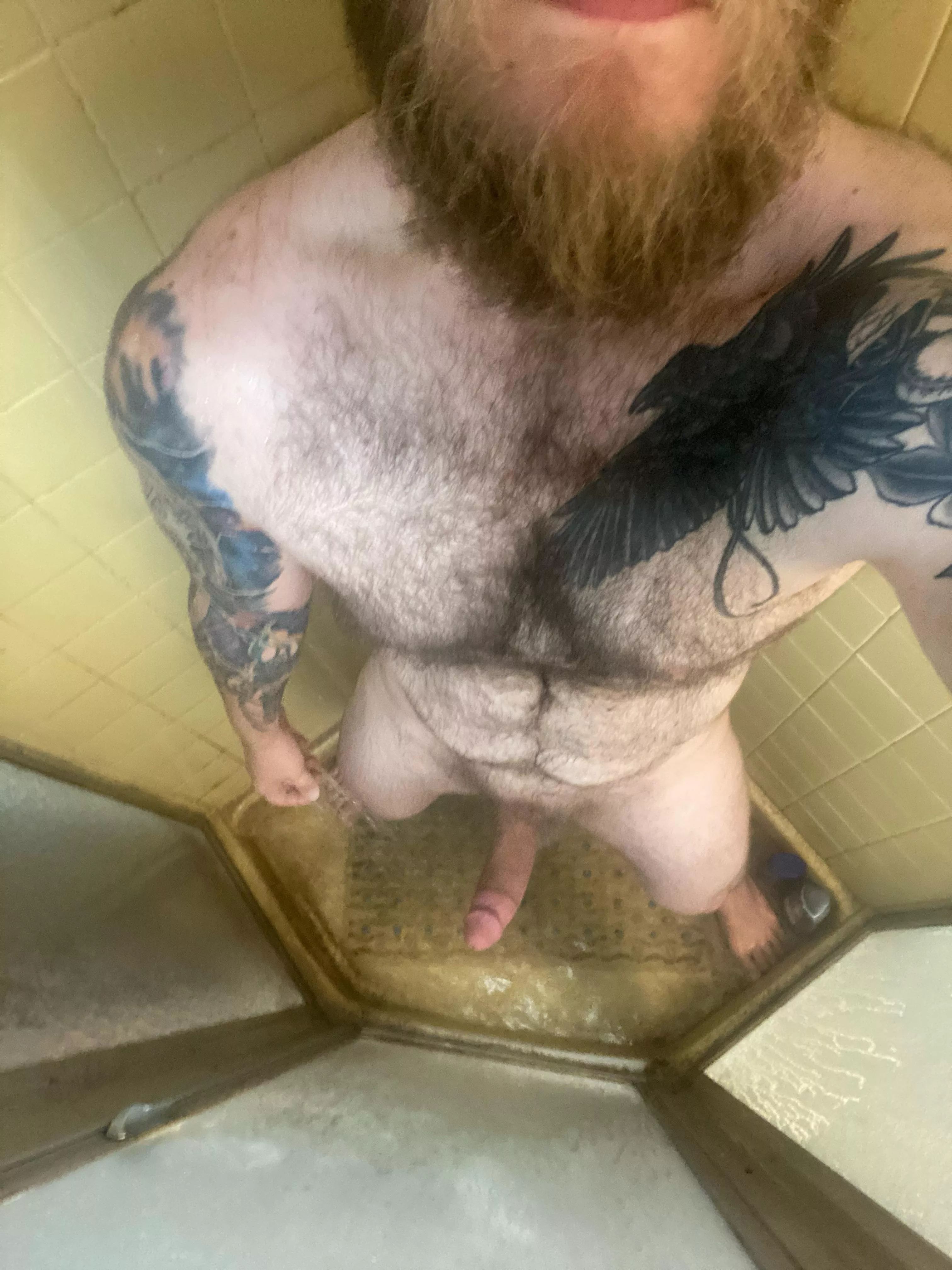 Anyone wanna help scrub my back? 😉