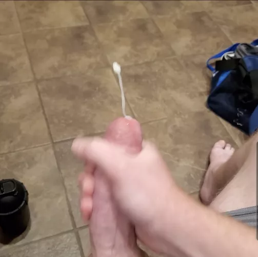 Cumming out a huge sperm