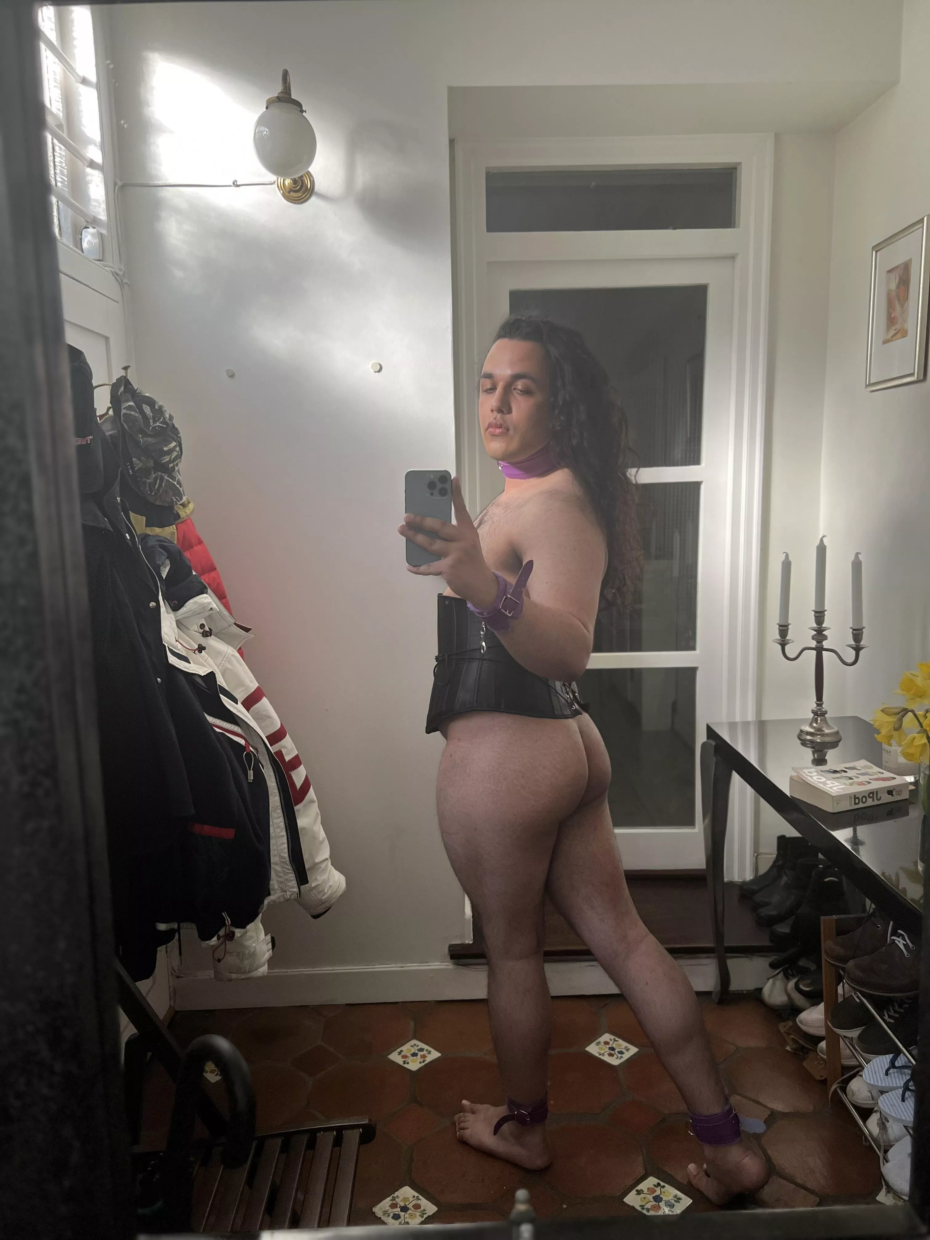 Feeling tipsy and needy, pls compliment (or degrade) me