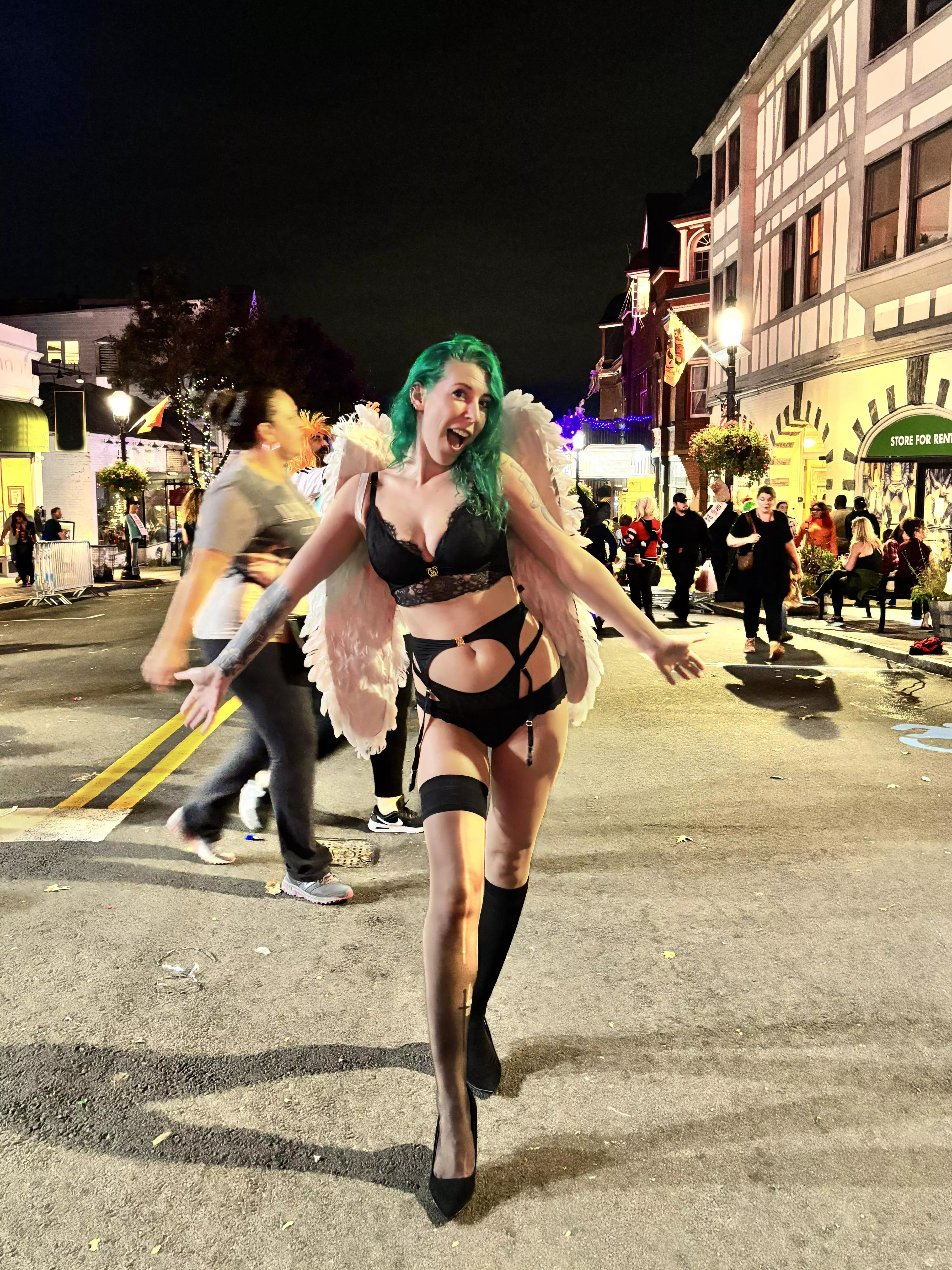 Full lingerie this Halloween