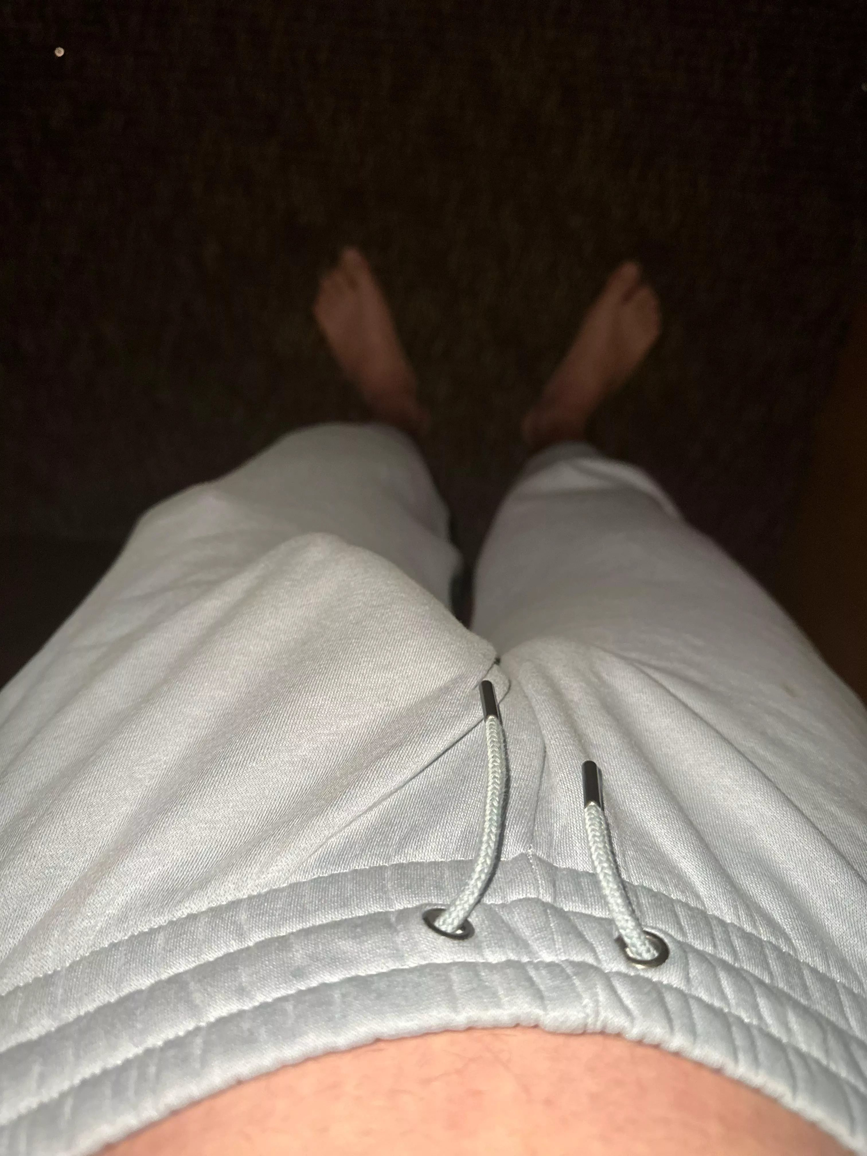 Gf just broke up with me now I don’t have anyone to make me cum. Can you help?