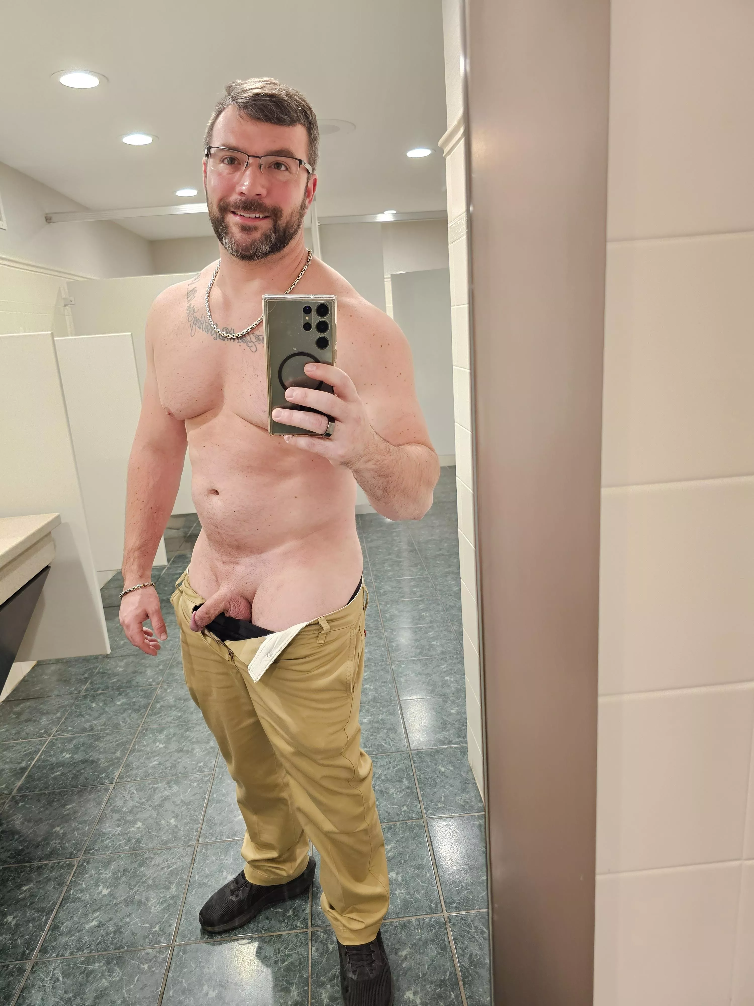 I know im not a 10 but would you sneak into the men's bathroom at work and make me hard?