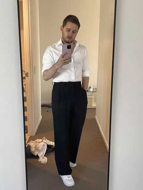 I need some new friends! So hit me up π© Aussie boy here xx