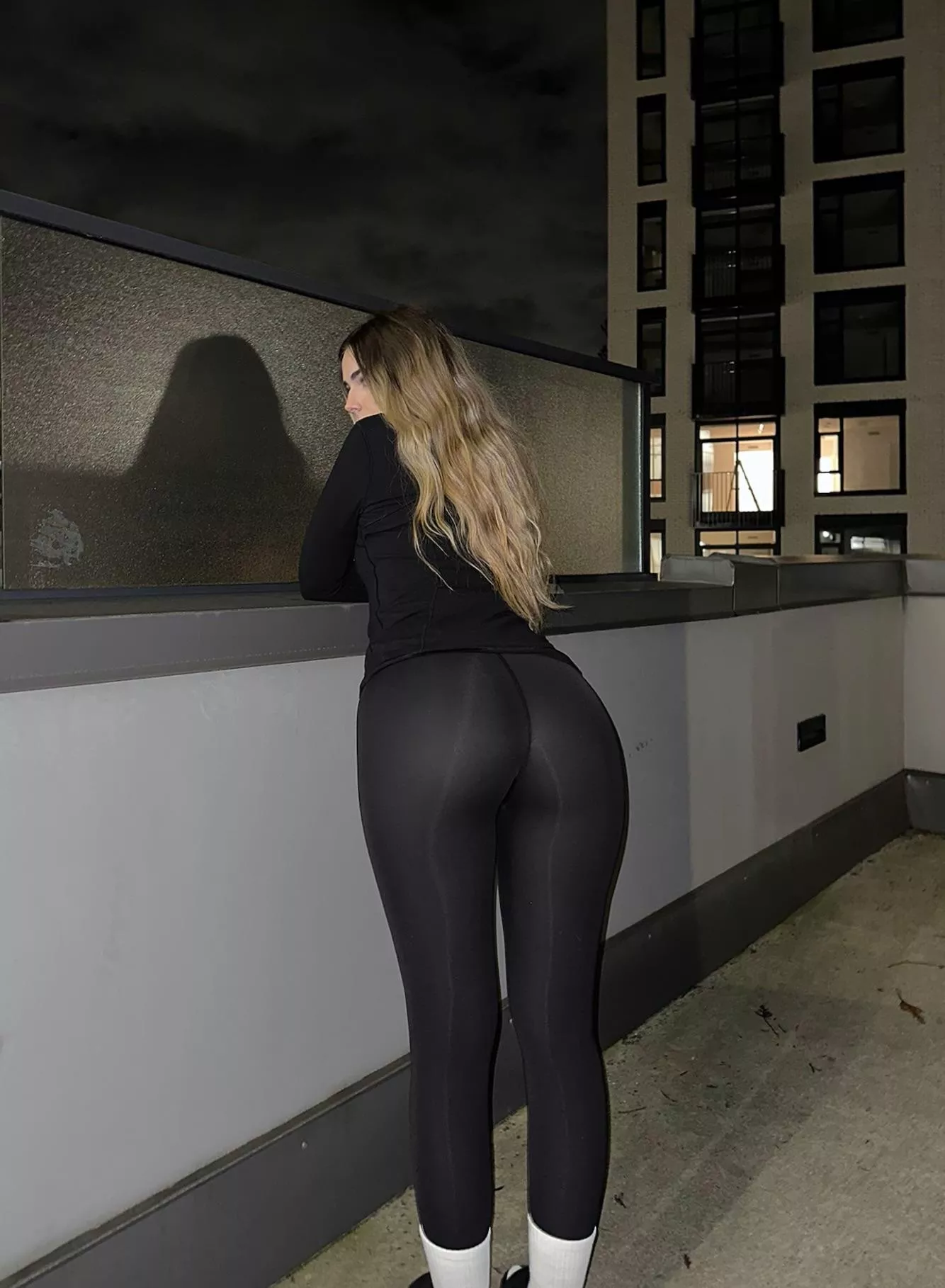 if I'm bent like this I'm literally asking you to slap it 🙄