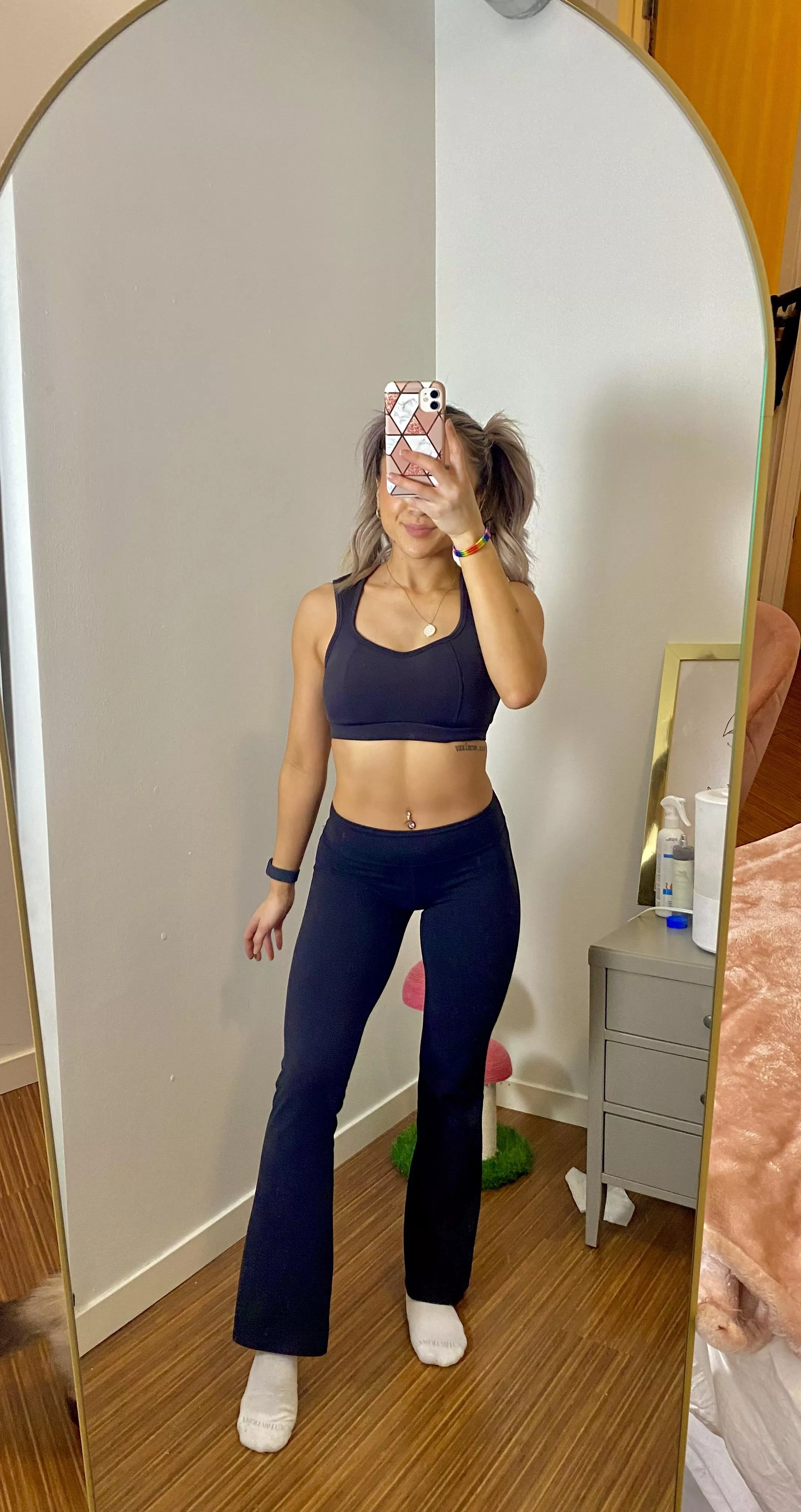 Just the innocent asian gym girl next door ;)