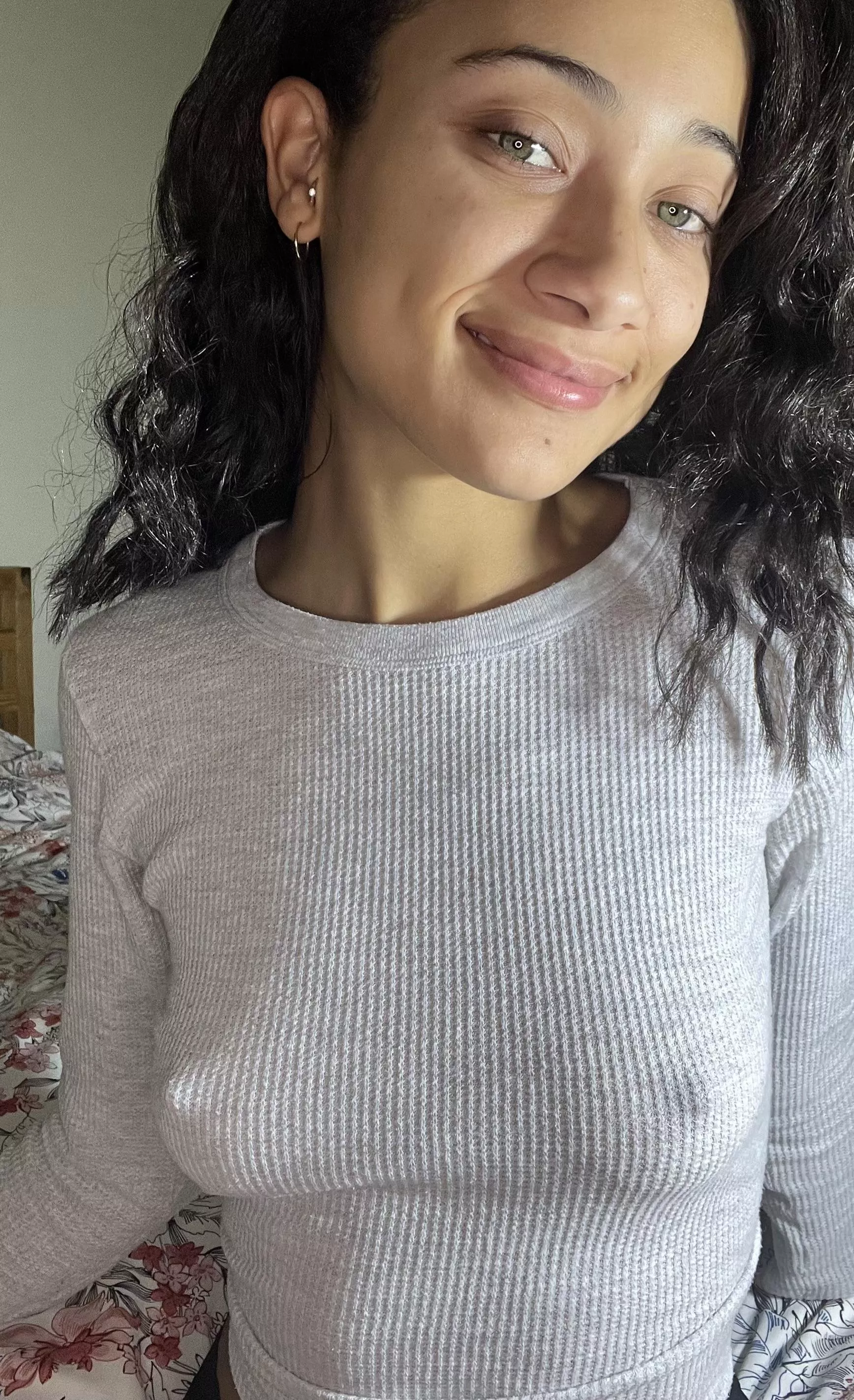 Lazy sunday means no bra