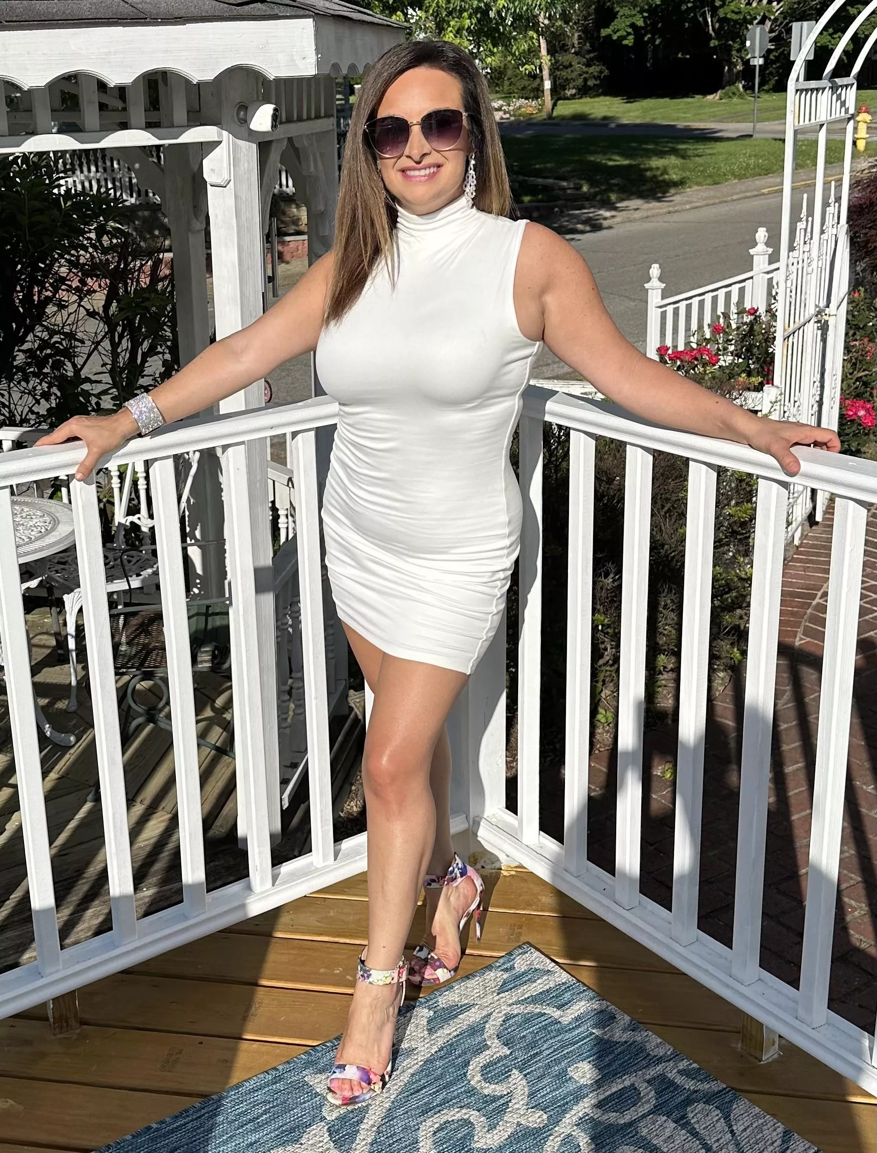 Mature Milf 44 Years Old Loving a Sunny Sunday!
