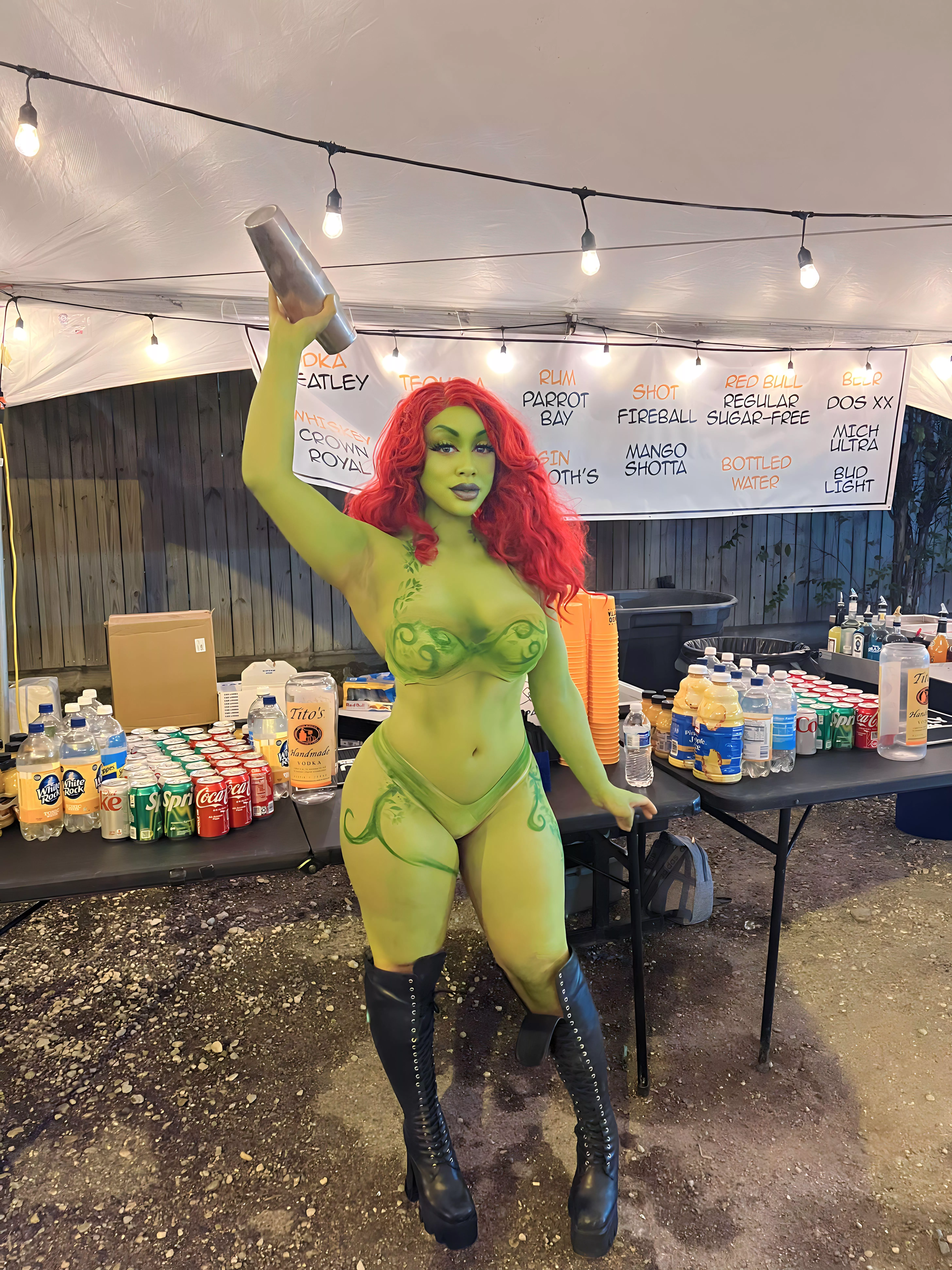 Poison Ivy is a bartender too 👀
