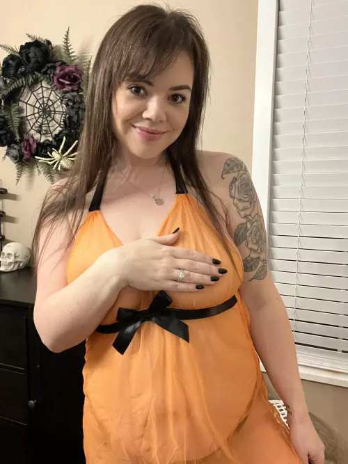 So happy my husband lets me have naughty fun online!