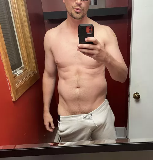 Stripper daddy wants to play tonight