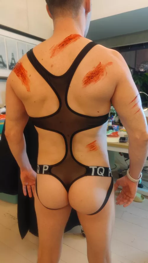 That’s basically my outfit for Halloween 🎃