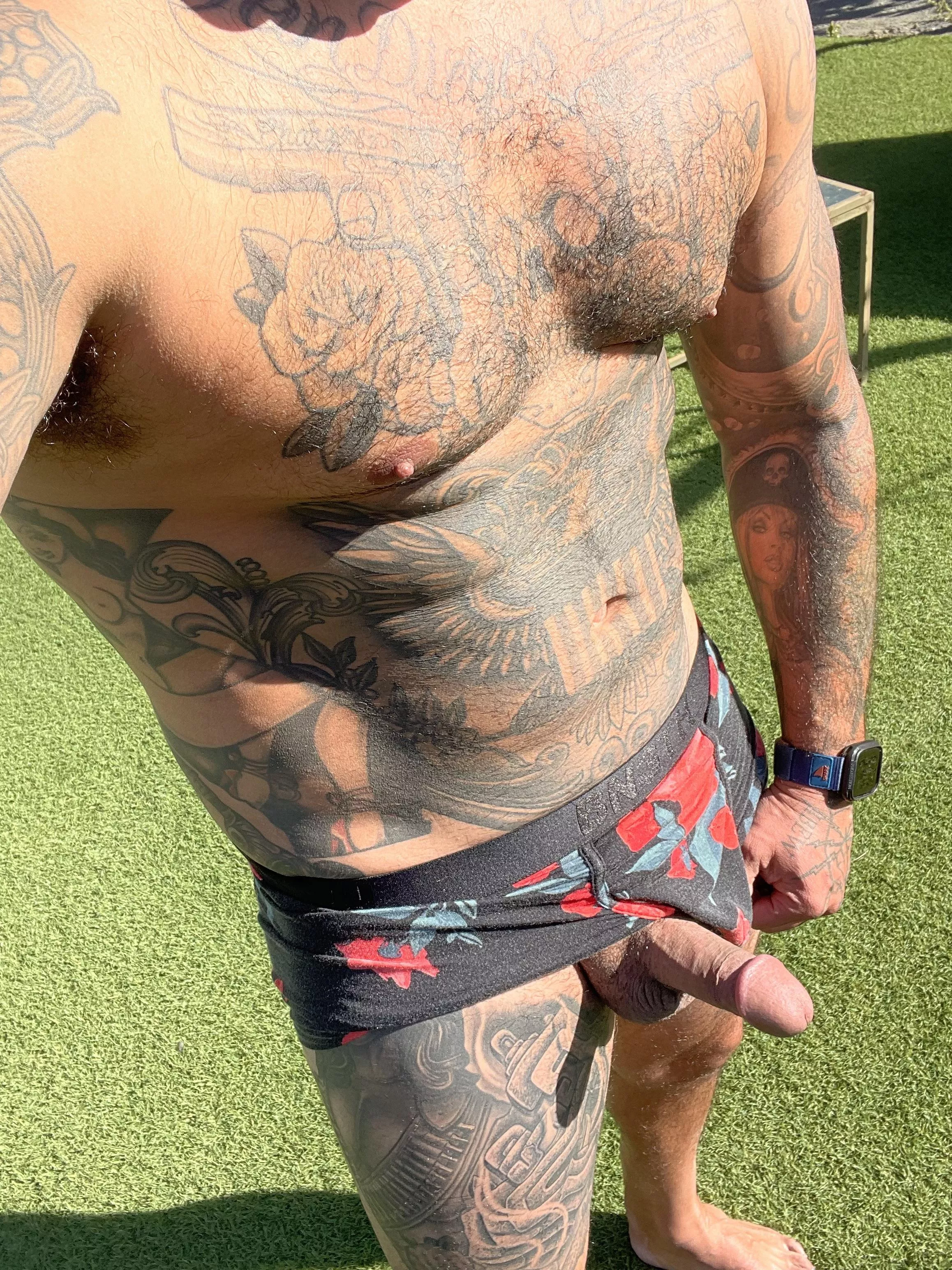 Who want to hang out in the backyard with me