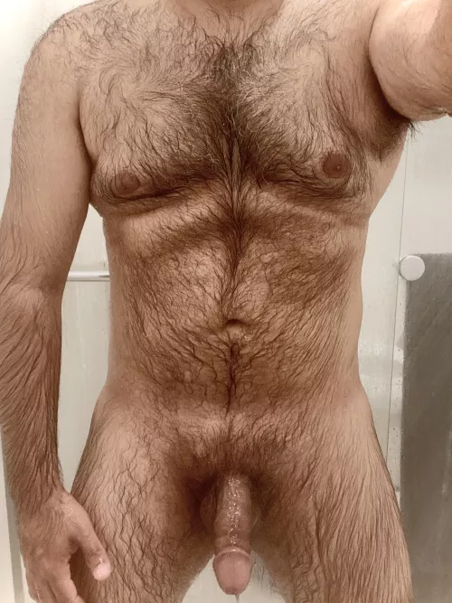 Who wants to hop in the shower with this hairy, wet dadbod?