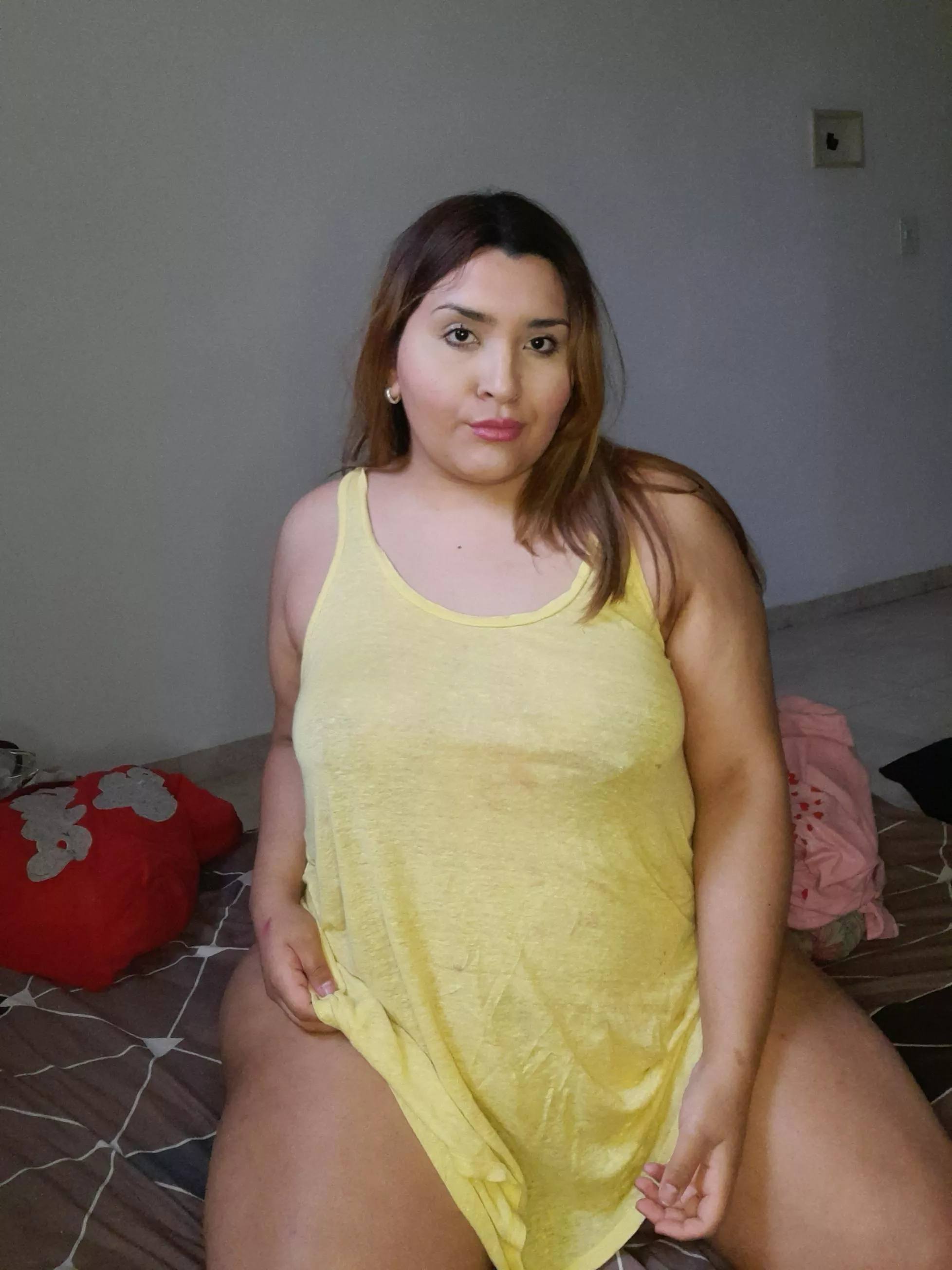 Would you help me remove this dress?