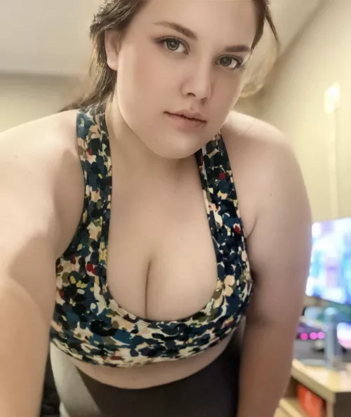 Would you hold these for me?