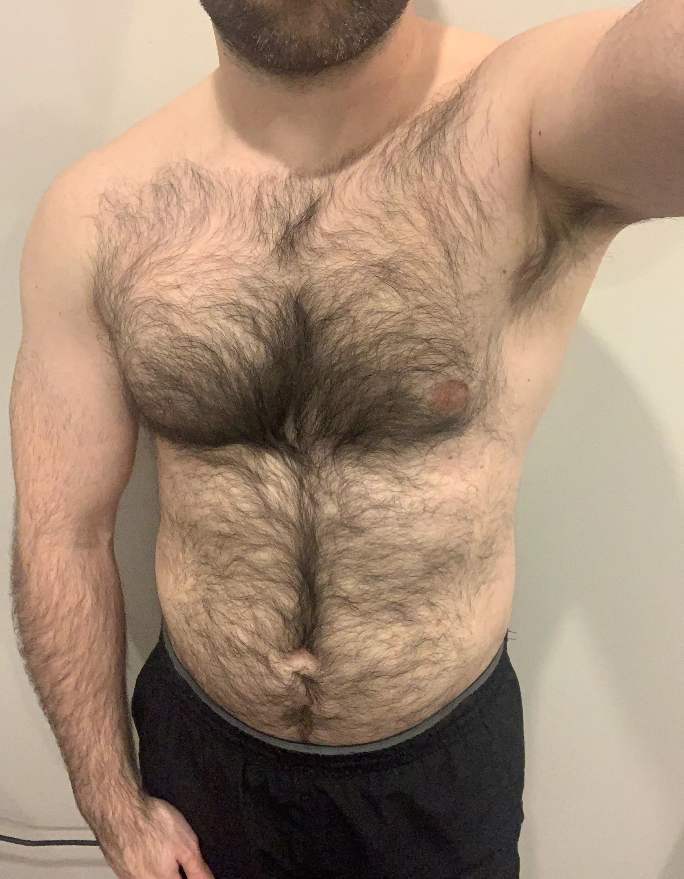 Almost a year without trimming it, still struggling some days to keep it like that. What do you think?