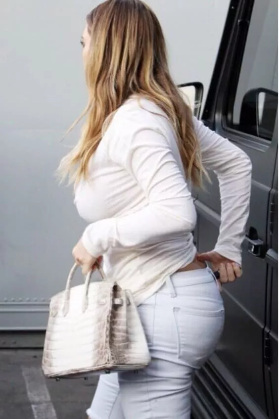Ass to big for those jeans