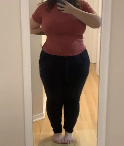 Do people find this kind of body type attractive? I always just kinda feel fat