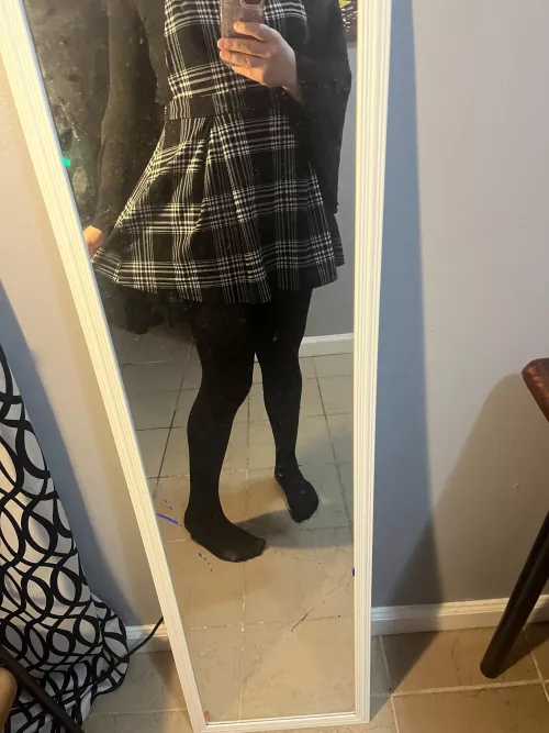 Do you like my cute feet?