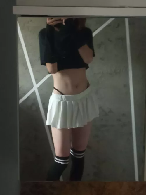 Do you like my skirt? <3