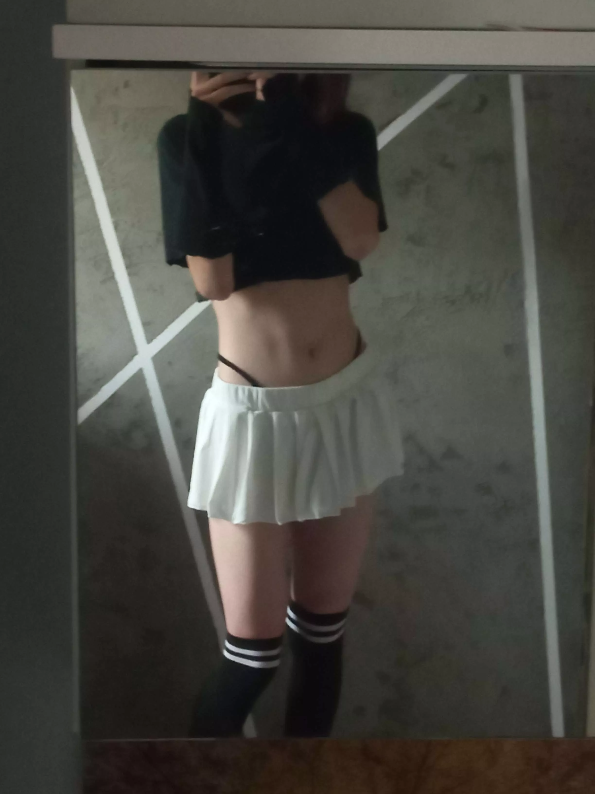 Do you like my skirt? <3