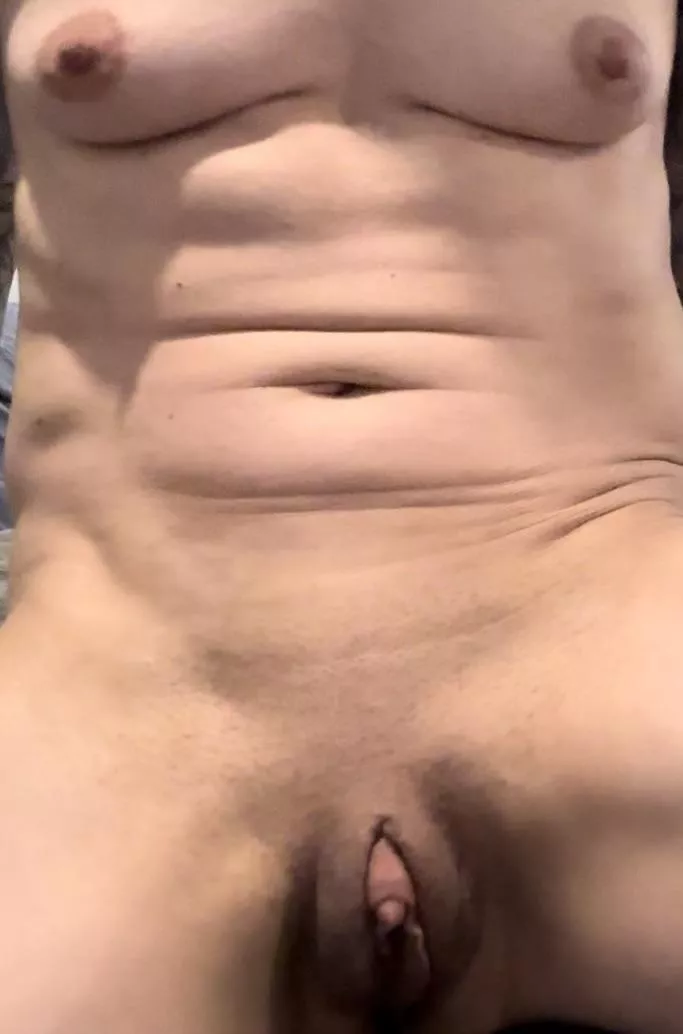 [f] 38, 145, 5’8”