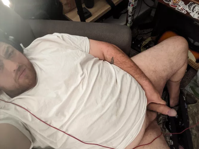 Getting hard today so I'm showing off hope you enjoy it let me know