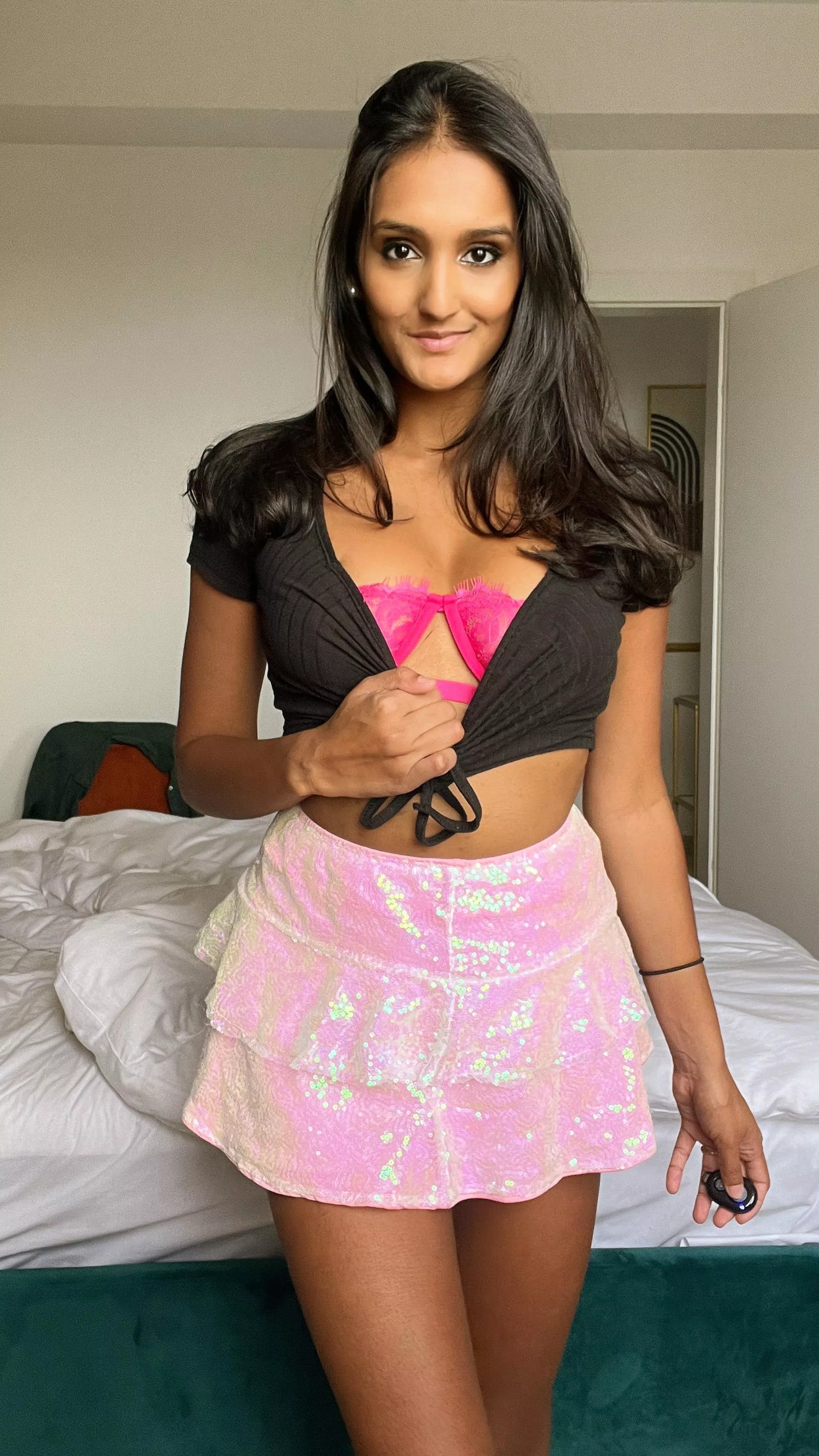 Hi, babe! Let's talk about something naughty