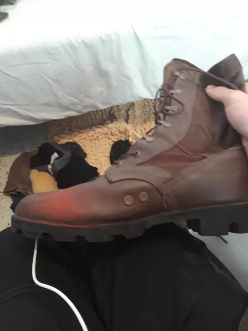 How do I get the paint of my boots