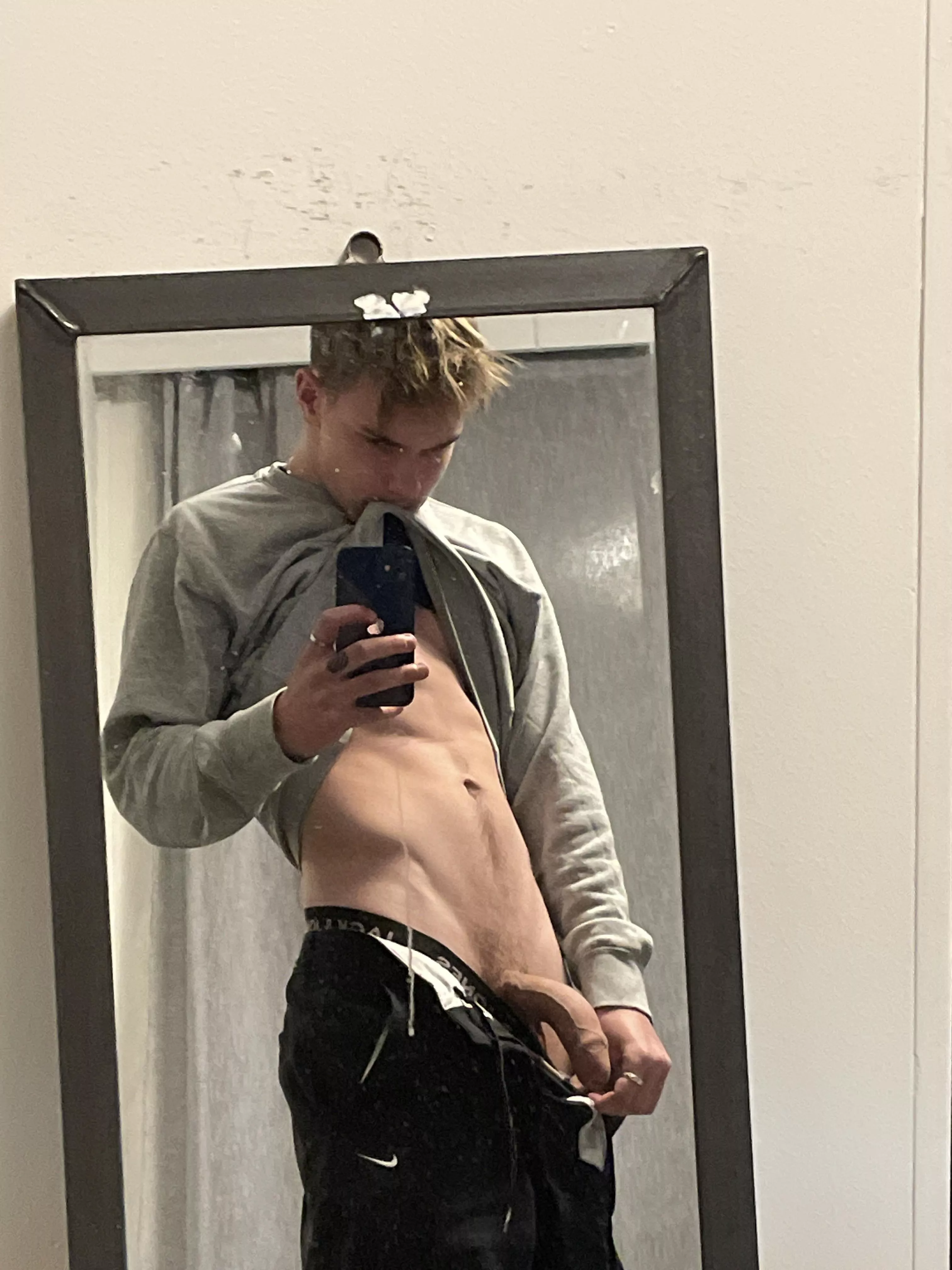 I need of a quick suck n fuck before work